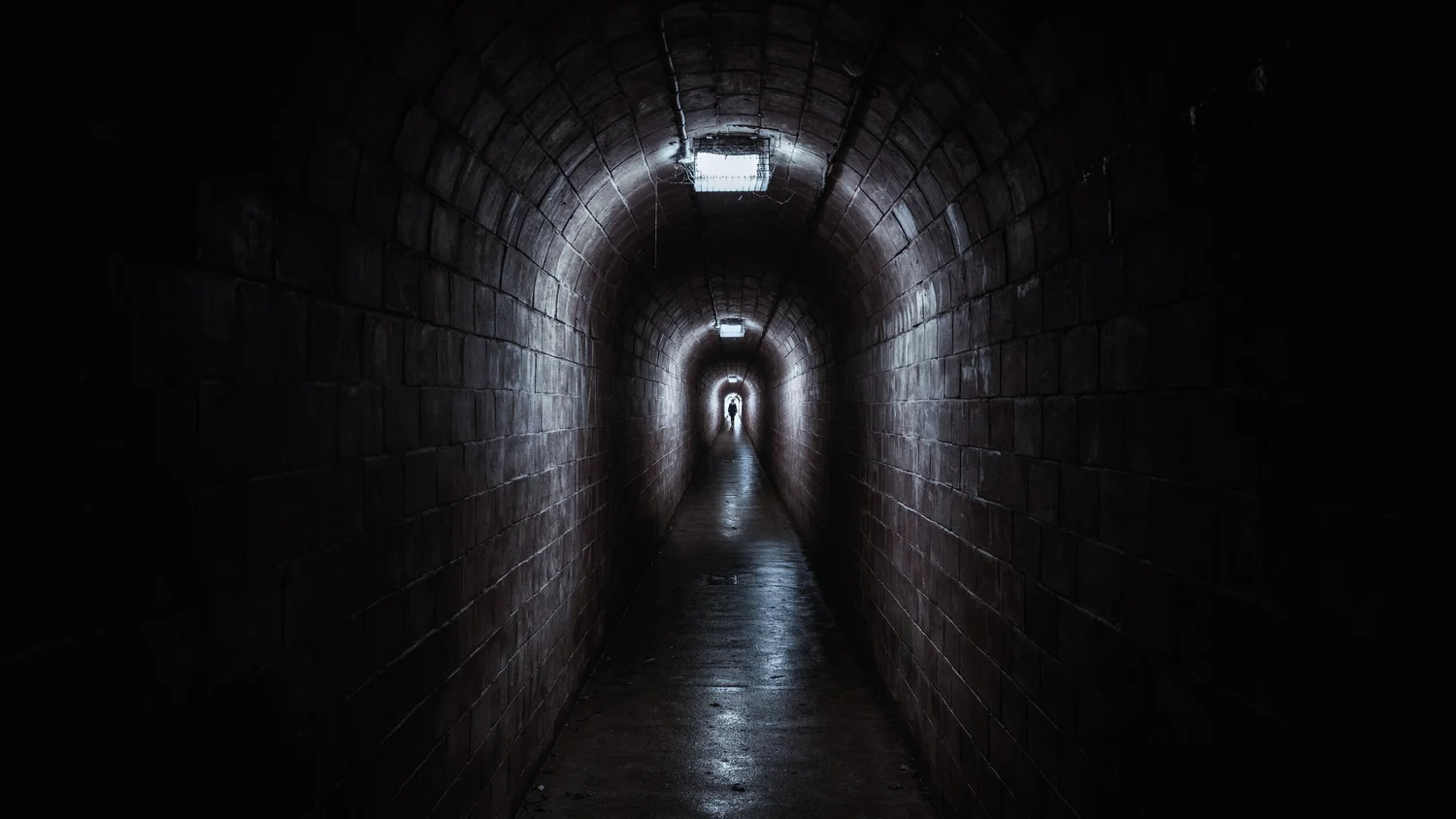 Illusionists Tunnel - Abstract